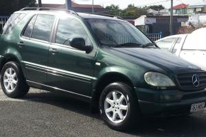 Mercedes ML430 2000 TV SAT NAV REV Camera 5SP Auto Leather 7SEAT in Brisbane, QLD