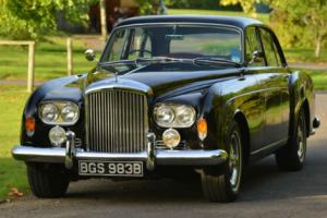 1963 Bentley S3 Continental Flying Spur by H.J. Mulliner