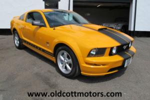 2007 FORD MUSTANG GT 4.6 5 SPEED MANUAL 26,000 MILES 1 PREVIOUS OWNER Photo