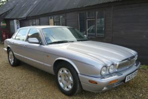 JAGUAR SOVEREIGN 4.0 X308 AUTOMATIC - JUST 26,000 MILES FROM NEW !! Photo
