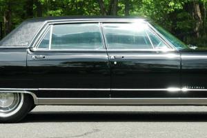 Cadillac : Fleetwood Brougham Photo
