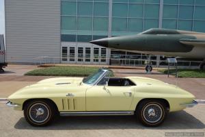 Chevrolet : Corvette Convertible