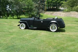 Willys : jeepster '