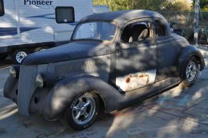1936 Ford Coupe Photo