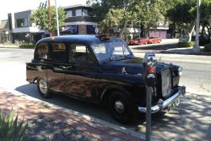 Classic London Taxi Cab Austin FX4