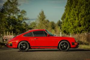 Porsche : 911 Sunroof Coupe Photo