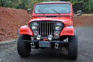 Jeep : CJ LAREDO