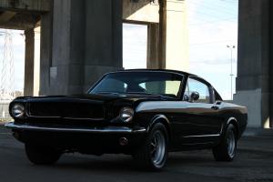 Reconditioned Classic Mustang with V8 289