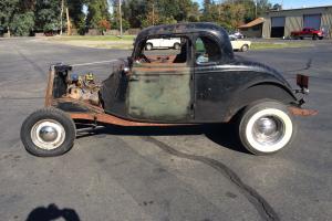 1934 FORD 5 WINDOW COUPE HOT ROD / RAT ROD