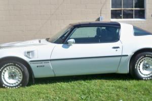 White 1981 Pontiac with only 8,404 miles orginal owner Photo