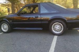 1989 FORD MUSTANG GT 5.0 LITRE  5 SPD. Photo