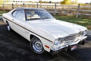 Plymouth : Duster Valiant duster Photo