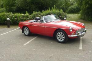 MGB ROADSTER 72 RESTORED TO SHOW STANDARDS COVERED 4,000 MILES SINCE - STUNNING