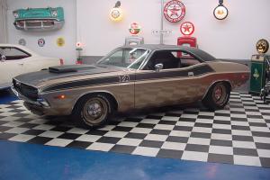 Dodge : Challenger T/A