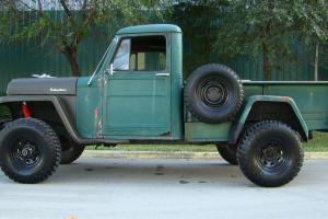 Willys : OVERLAND M-37 PICK UP Photo