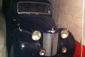 Austin 10 For restoration very genuine old car never been tampered with complete Photo