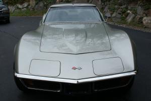 Chevrolet : Corvette COUPE
