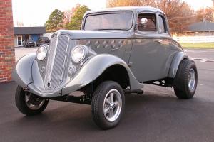 Willys : model 77 coupe