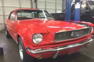 Ford : Mustang CUSTOM STREET MACHINE Photo