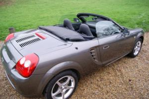 Toyota MR2 convertible 6spd leather seats Photo