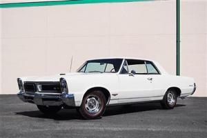 Pontiac : GTO Hardtop Photo
