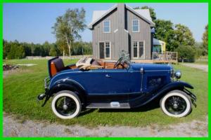 Ford : Model A Roadster Deluxe with Rumble Seat Photo