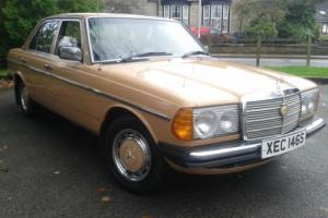 1977 MERCEDES BENZ 200 W123 DIESEL ONLY 81,500 MILES COLLECTORS CLASSIC Photo