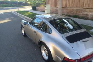 Porsche : 911 SC