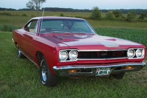1968 Plymouth GTX 440 4-SPEED DANA REAR RED ON RED Driver Photo