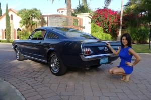 Ford : Mustang FASTBACK 2+2 Photo