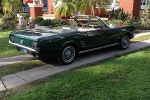 Ford : Mustang Pony Package Photo