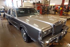 Lincoln : Town Car Cartier