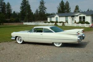 Cadillac : Other SERIES 62