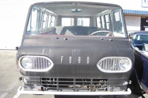 Ford : E-Series Van Falcon