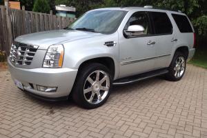 Cadillac : Other Base Sport Utility 4-Door Photo