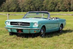 Ford Mustang 1965 Convertible Auto, PAS & Power hood. Watch our HD video. Photo