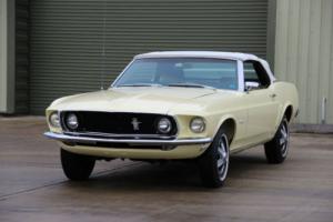 Ford Mustang Convertible Auto 1968, watch our HD video Photo