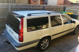 Volvo V70 XC 1998 4D Wagon 4 SP Automatic in Sunshine West, VIC Photo