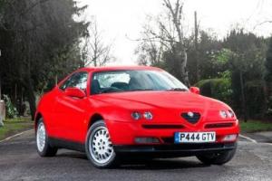 1997 Alfa Romeo GTV Coupe Photo