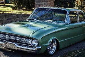 Ford : Falcon