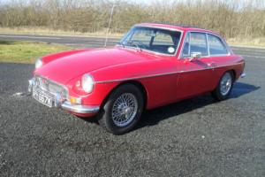 1971 MG B GT COUPE RED MOT MARCH 2016 DRIVES VERY WELL.CHROME WIRE WHEELS. Photo