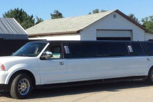 Lincoln : Navigator Limousine