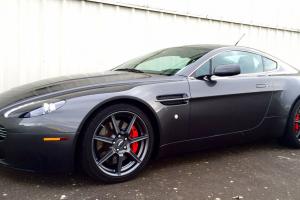 Aston Martin : Vantage V8 Photo