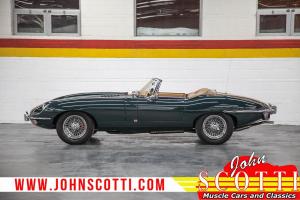 Jaguar : E-Type Beautifully restored Roadster