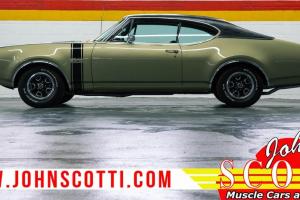 Oldsmobile : 442 Rust-free A/C hardtop