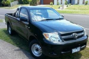 Toyota Hilux 2005 SR V6 GGN15R With RWC Long Rego in Berwick, VIC