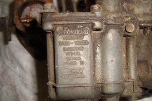 Holden Stromberg Carby'S AND Glass Bowled Fuel Pump in Ringwood, VIC Photo
