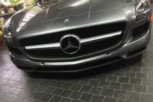 Mercedes-Benz : SLS AMG ROADSTER 2DR