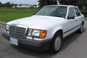 Mercedes-Benz : 300-Series 300D Turbo Photo