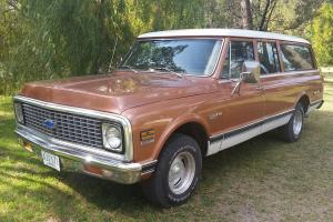 1972 Chevrolet Suburban Very Rare Factory BIG Block 9 Seater A C Auto LHD in Beaconsfield, VIC Photo
